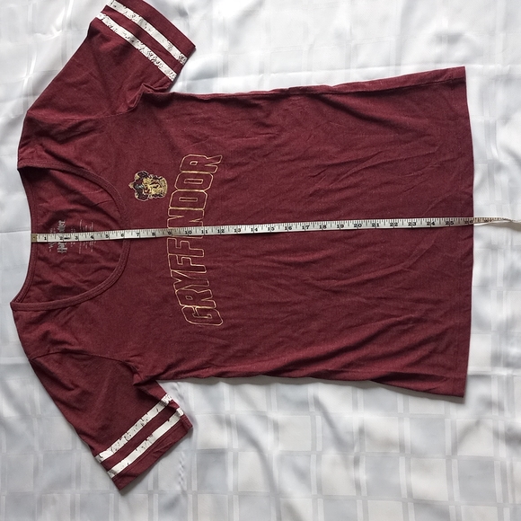 Harry Potter Gryffindor Jersery T-shirt - Picture 6 of 12